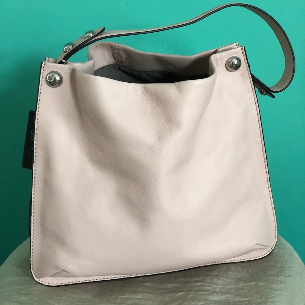NWT Vince Camuto Cason hobo in cameo rose
